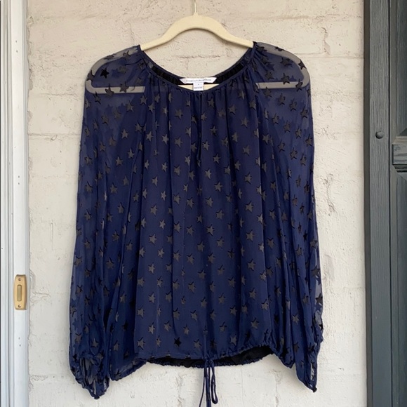 Diane Von Furstenberg Tops - Diane von Furstenberg navy silk peasant blouse
